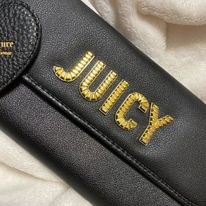 Juicy Couture Wallet